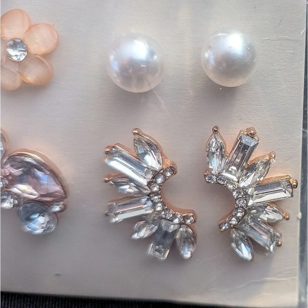 No‎ Boundaries X2 Packs Of 18 Pairs EARRINGS, 36 Pairs total